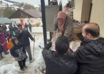 Sivas'ta 'saya' geleneği ile baharın gelişi kutlandı