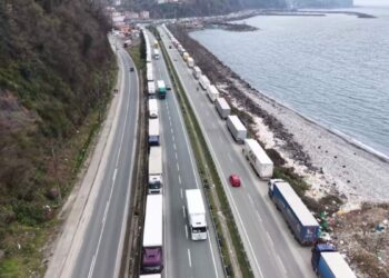 Kafkasya’ya açılan kapıda bayramda yoğunluk