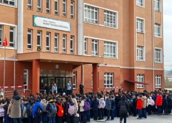 Ankara'da ara tatil sonrası ilk ders zili çaldı