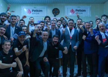 Petkimspor nefes aldı