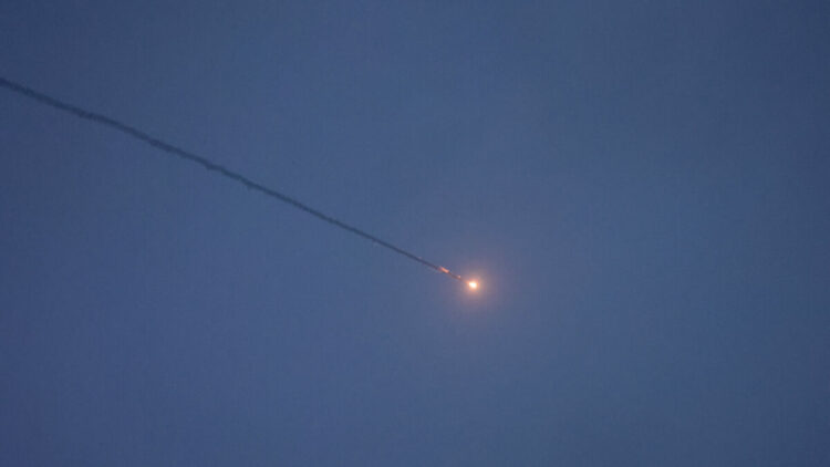 Suudi Arabistan: 28 İHA ve 1 balistik füze saldırısı engellendi