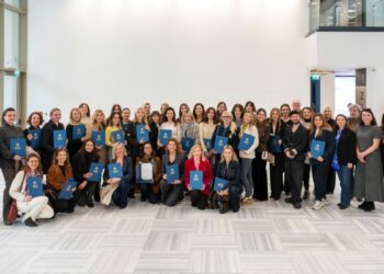 BAU’nun ‘Sanat ve Tarih Sertifika Programı’ ikinci dönem mezunlarını verdi