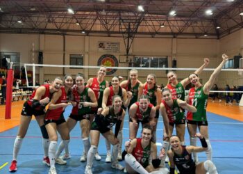Karşıyaka filede yarı final sınavlarında