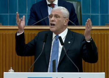 Dervişoğlu: Ne İsrail'in saldırganlığına teslim oluruz ne de İran'ın siyasetini güzelleriz