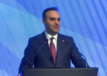 Bakan Kacır: Sanayi ve teknoloji kolejleri kuracağız