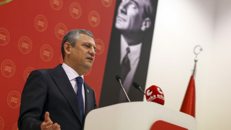 Özgür Özel: Herkesin adaleti bulduğu ülkeyi hedefliyoruz