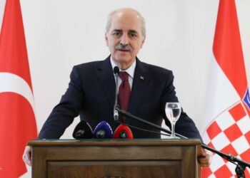 TBMM Başkanı Kurtulmuş, Zagreb Camii ve İslam Merkezi’nde ‘Ayasofya’ temalı sergi açılışında konuştu