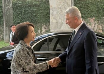 Bakan Bolat, Singapur Sürdürülebilirlik ve Çevre Bakanı Grace Fu ile görüştü