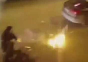 Küçükçekmece'de havai fişek atan şüpheli gözaltına alındı