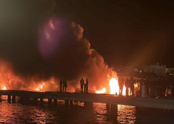 Bodrum'da 7 motoryatın battığı marinadaki yangına ilişkin bilirkişi incelemesi başlatıldı