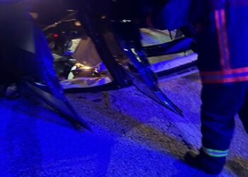 Elazığ’da iki otomobil çarpıştı: 7 yaralı