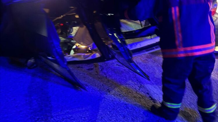 Elazığ’da iki otomobil çarpıştı: 7 yaralı