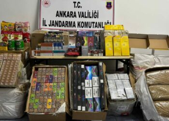 Ankara’da TIR’da kaçak tütün mamulleri ve gıda maddesi ele geçirildi