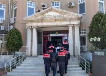 Didim'de 101 kaçak göçmen yakalandı; 3 organizatör şüphelisi tutuklandı