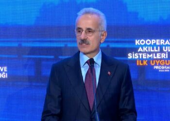 Bakan Uraloğlu: Kooperatif ve akıllı ulaşım sistemlerinin ilk saha uygulamasını devreye alıyoruz