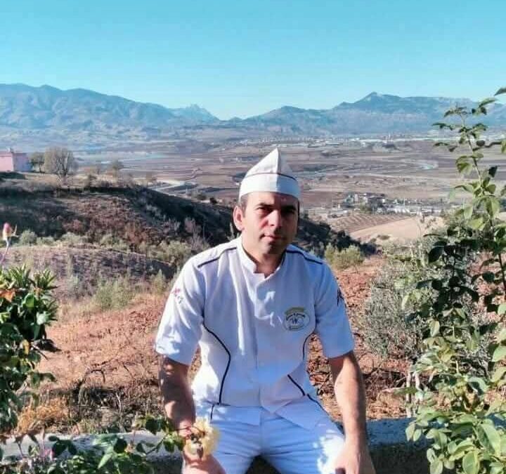 Halı sahada oynarken göğsüne top isabet edince kalbi durdu, hastanede kurtarılamadı