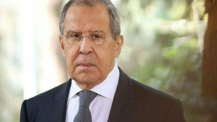 Rusya Dışişleri Bakanı Lavrov: İran'a istihbarat değil askeri ürün veriyoruz