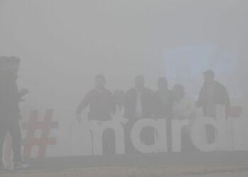 Mardin'de yoğun sis; görüş mesafesi 15 metreye düştü