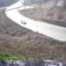 Karşı şeride geçen tanker, 2 otomobille çarpıştı; 3 yaralı