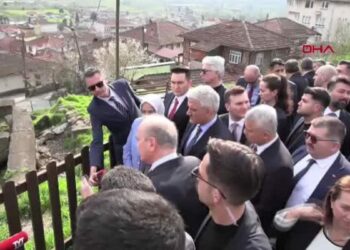 Bakan Gürlek,  Antik Tiyatro'yu gezdi