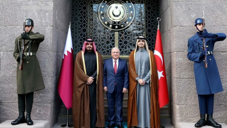 Bakan Güler, Katar Emiri Al-Thani’nin kardeşlerini kabul etti