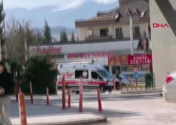 Elini ahşap kesim makinesine kaptıran iş yeri sahibi yaralandı