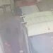Bursa'da araçlardan eşya çalan hırsız yakalandı; o anlar kamerada