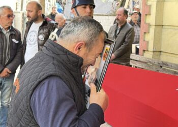 Trafik kazasında hayatını kaybeden uzman çavuş toprağa verildi