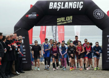 Salda Gölü'nde 'Duatlon' heyecanı