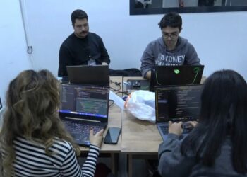 Sivas'ta 18 takımın katıldığı uzay odaklı proje yarışması yapılıyor