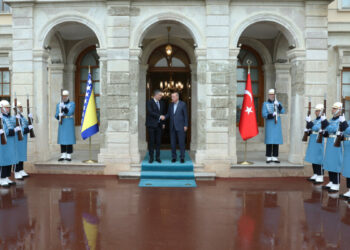 Cumhurbaşkanı Erdoğan, Bosna Hersek Devlet Başkanlığı Konseyi Başkanı Denis Beçiroviç'le görüştü