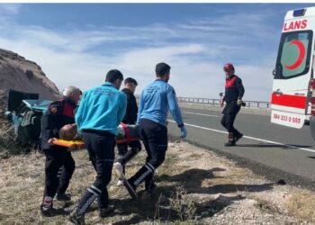 Nevşehir’de şarampole devrilen otomobilin sürücüsü yaralandı