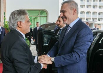 Dışişleri Bakanı Fidan, Pakistan Dışişleri Bakanı Dar ile bir araya geldi
