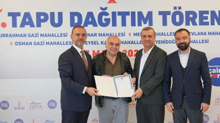Sancaktepe’de tapu teslim töreni düzenlendi