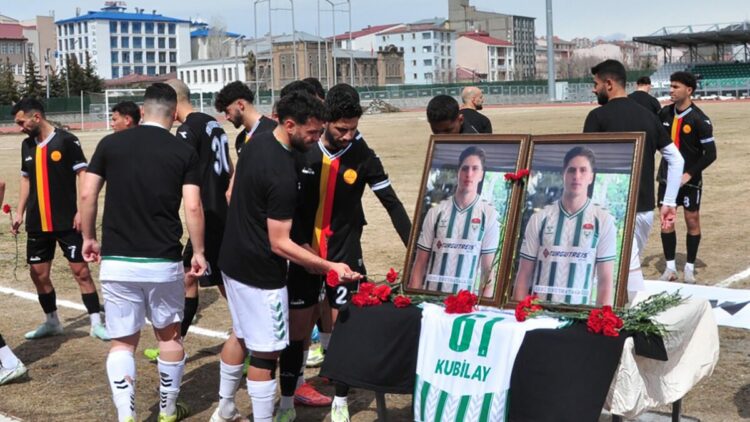 Öldürülen futbolcu Kubilay Kaan Kundakçı, yeşil sahada anıldı