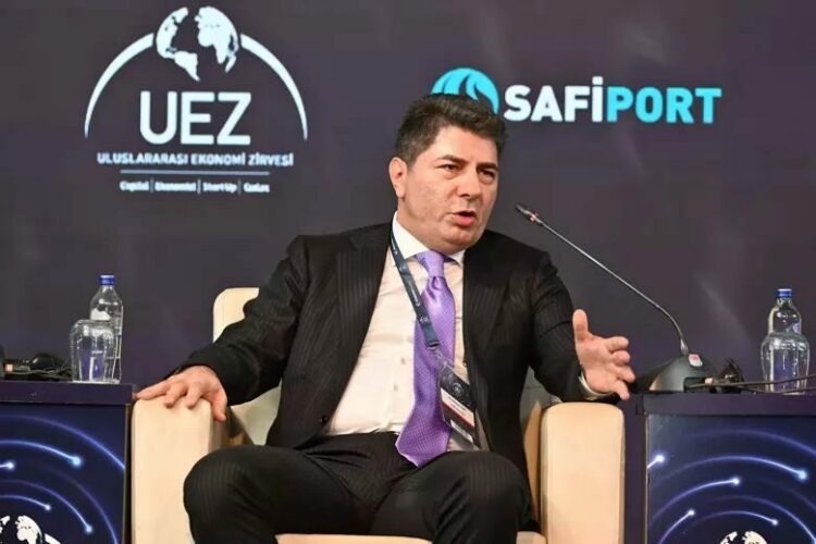 Fenerbahçeli eski yönetici Hakan Safi’den milli takıma destek