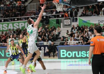 Bursaspor - Fenerbahçe Beko: 89-83