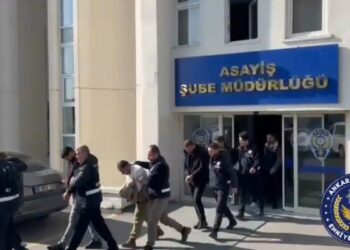 Borsada yatırım vaadiyle dolandırıcılık yapanlara operasyon: 65 gözaltı