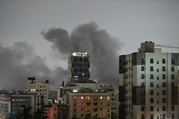 Tahran'da Mihrabad Havalimanı ve Tebriz'de petrokimya tesisine saldırı düzenlendi