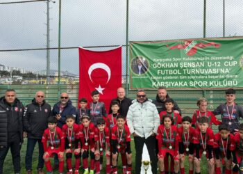 Karşıyaka'da Gökhan Şensan adına düzenlenen turnuva ilgi gördü