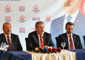Destici: PKK tüm unsurlarıyla silah bırakmadan anayasal adım atılmamalı