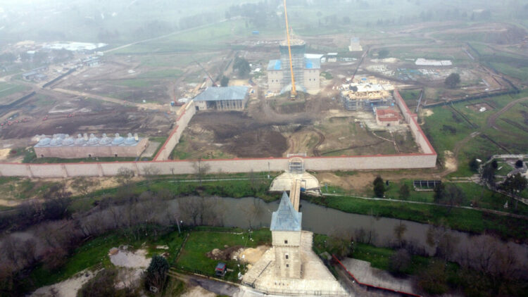 AK Parti'li Aksal: Edirne Sarayı, has bahçesi olan tek saray olacak
