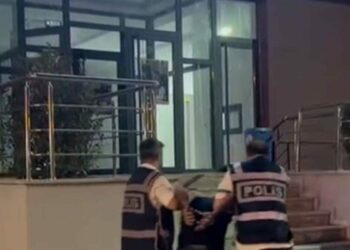 İzmir'de 80 bin 685 sentetik hap ele geçirildi