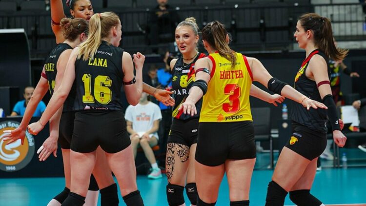 Göztepe voleybolda takımı dağıttı