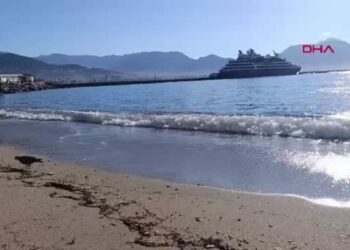 Turistler kruvaziyerle geldi
