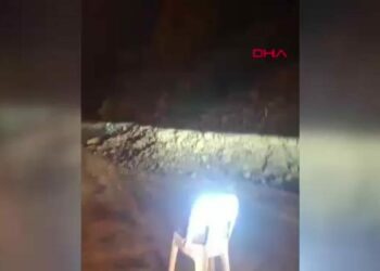 Mudanya’da heyelan sonrası kapanan yol, ulaşıma açıldı