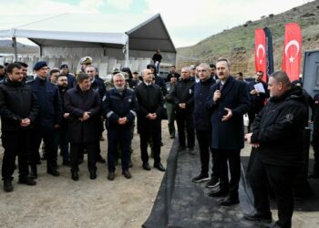 Haluk Görgün, dron gösterim faaliyetini inceledi