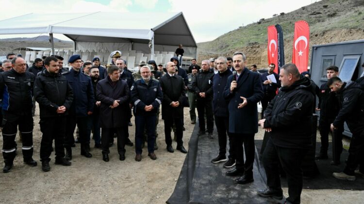Haluk Görgün, dron gösterim faaliyetini inceledi