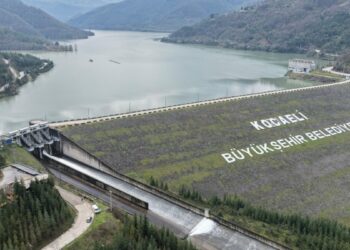 Yüzde 96 seviyesine ulaşan Yuvacık Barajı’ndan, Sapanca Gölü'ne 'can suyu'