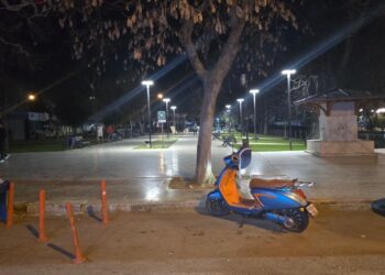 Bursa'da parkta bıçaklı kavga: 1 yaralı
